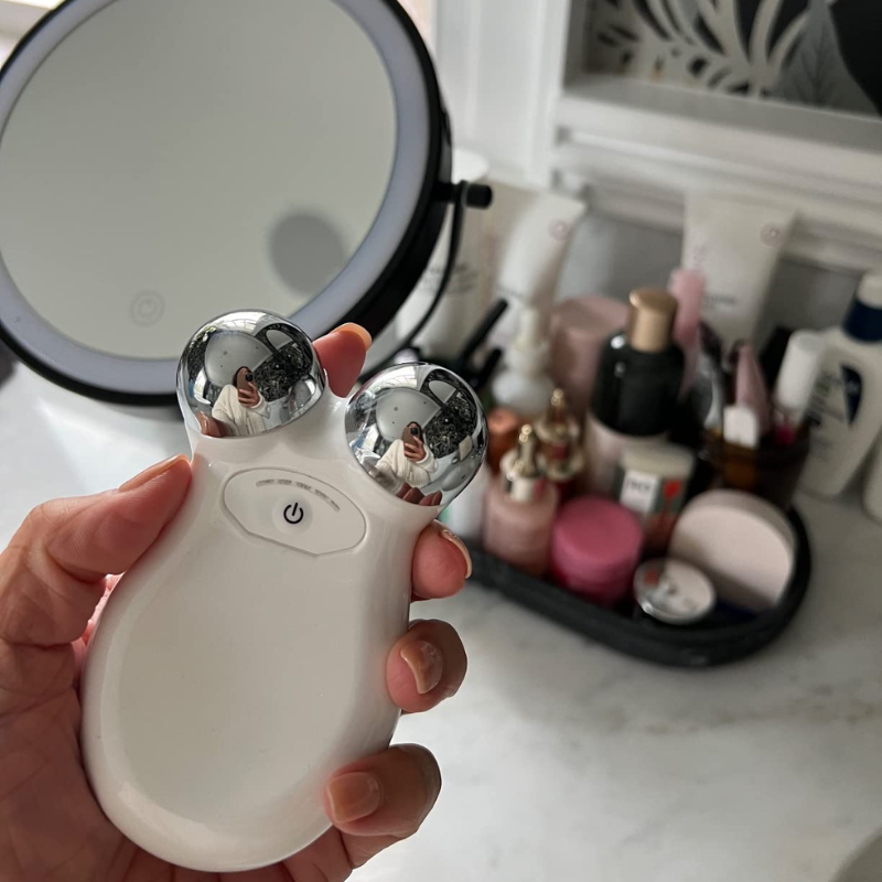 Sundae Skincare™ Micro Facial Toning Device